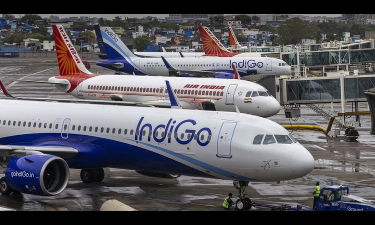 IndiGo and Air India Issue Travel Advisory as Mumbai Rains Disrupt Flights